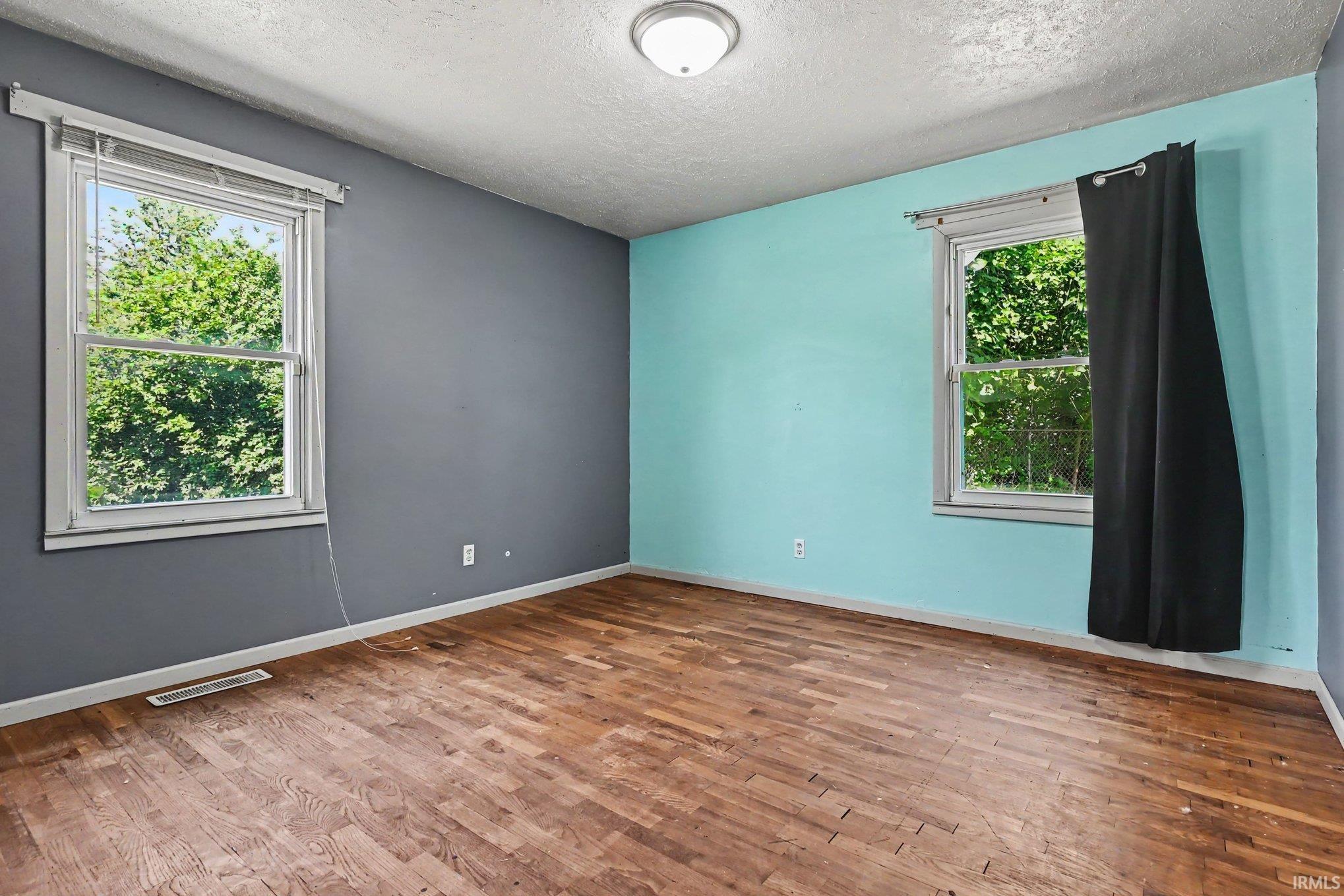 28821 Frank Court Elkhart IN 46516
