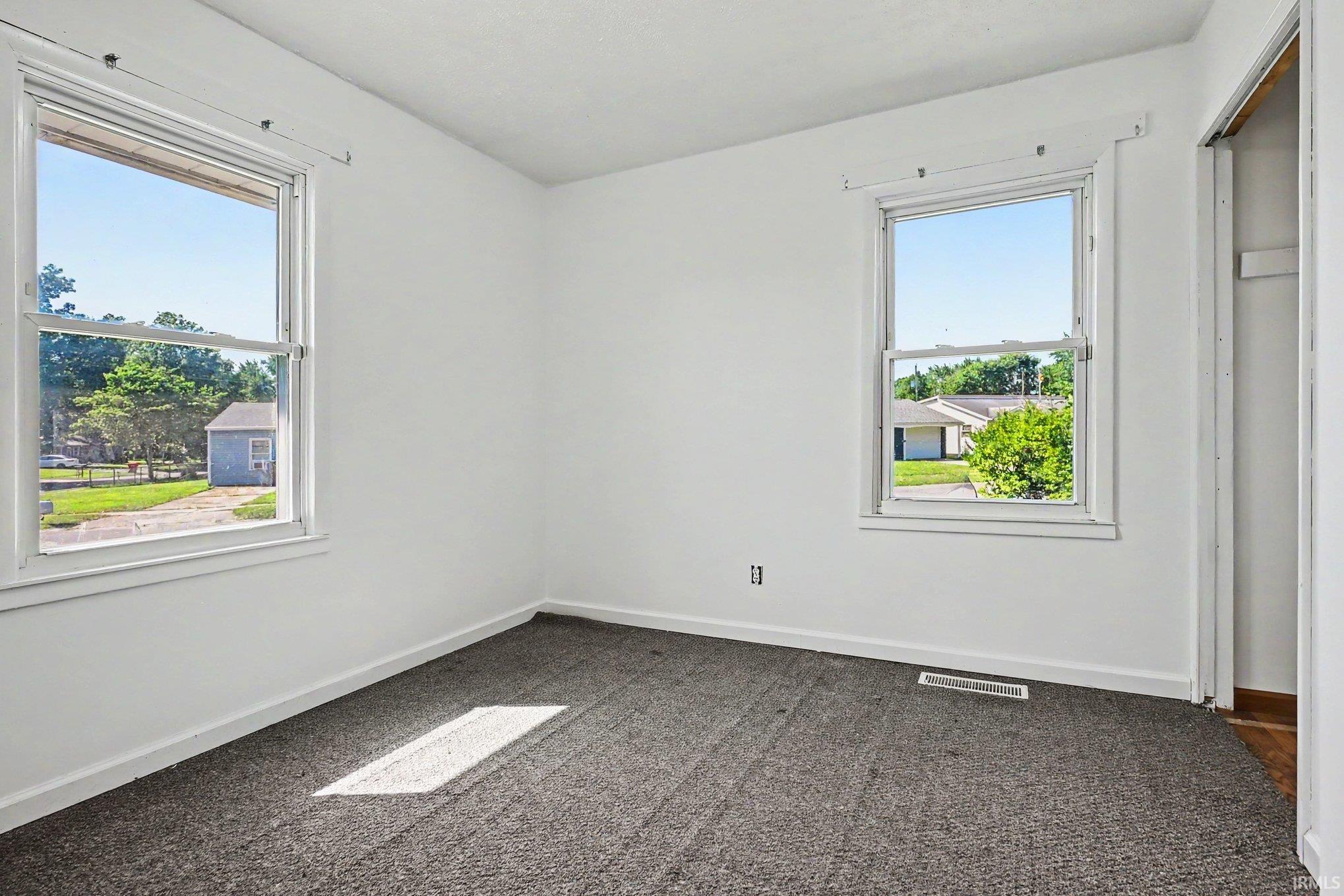 28821 Frank Court Elkhart IN 46516