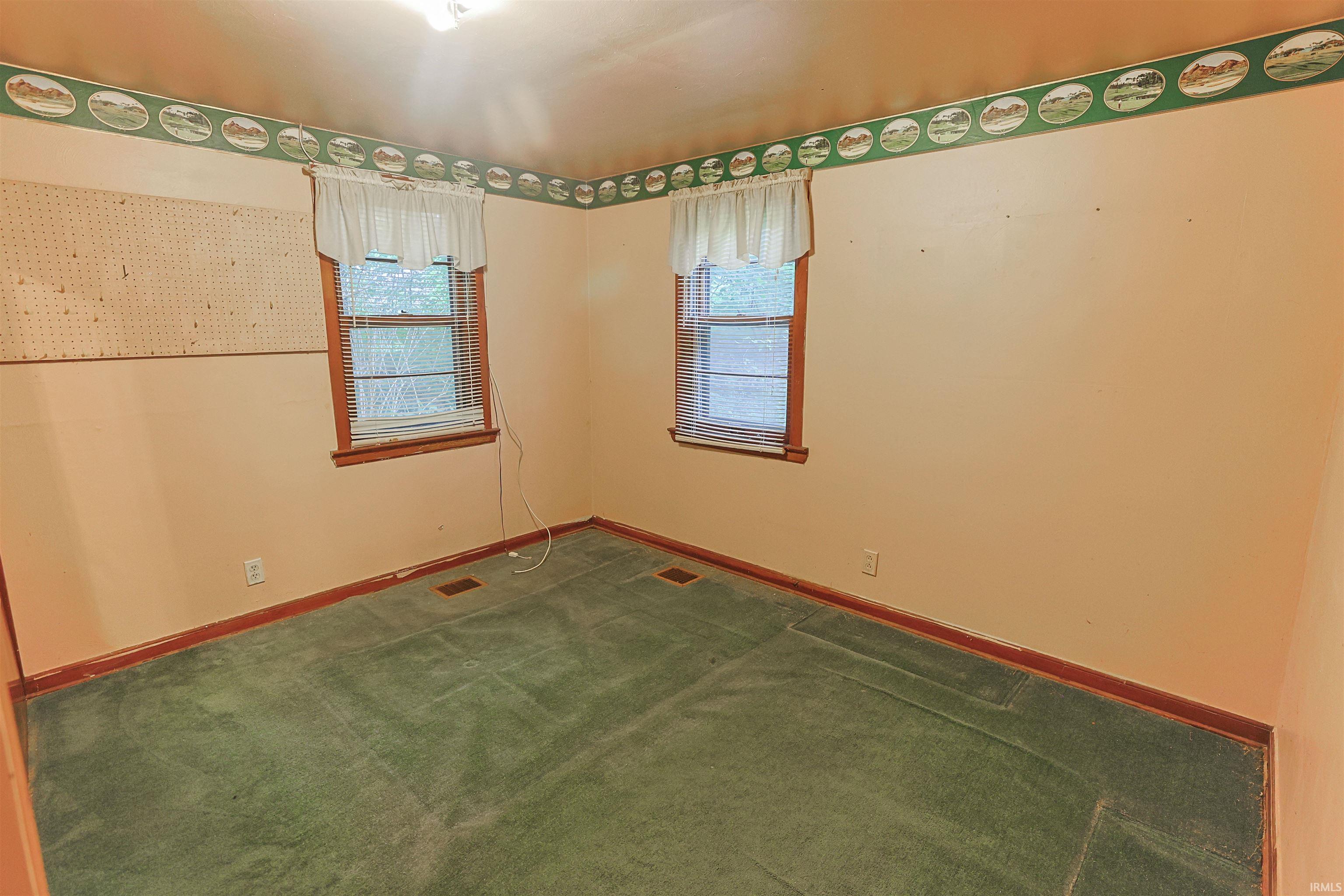 516 E Dragoon Trail Mishawaka IN 46544