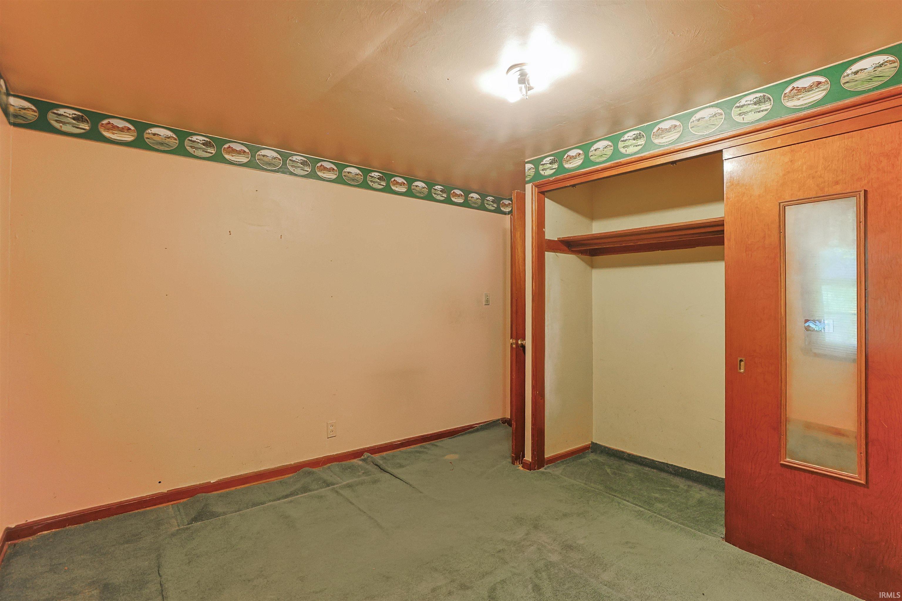 516 E Dragoon Trail Mishawaka IN 46544