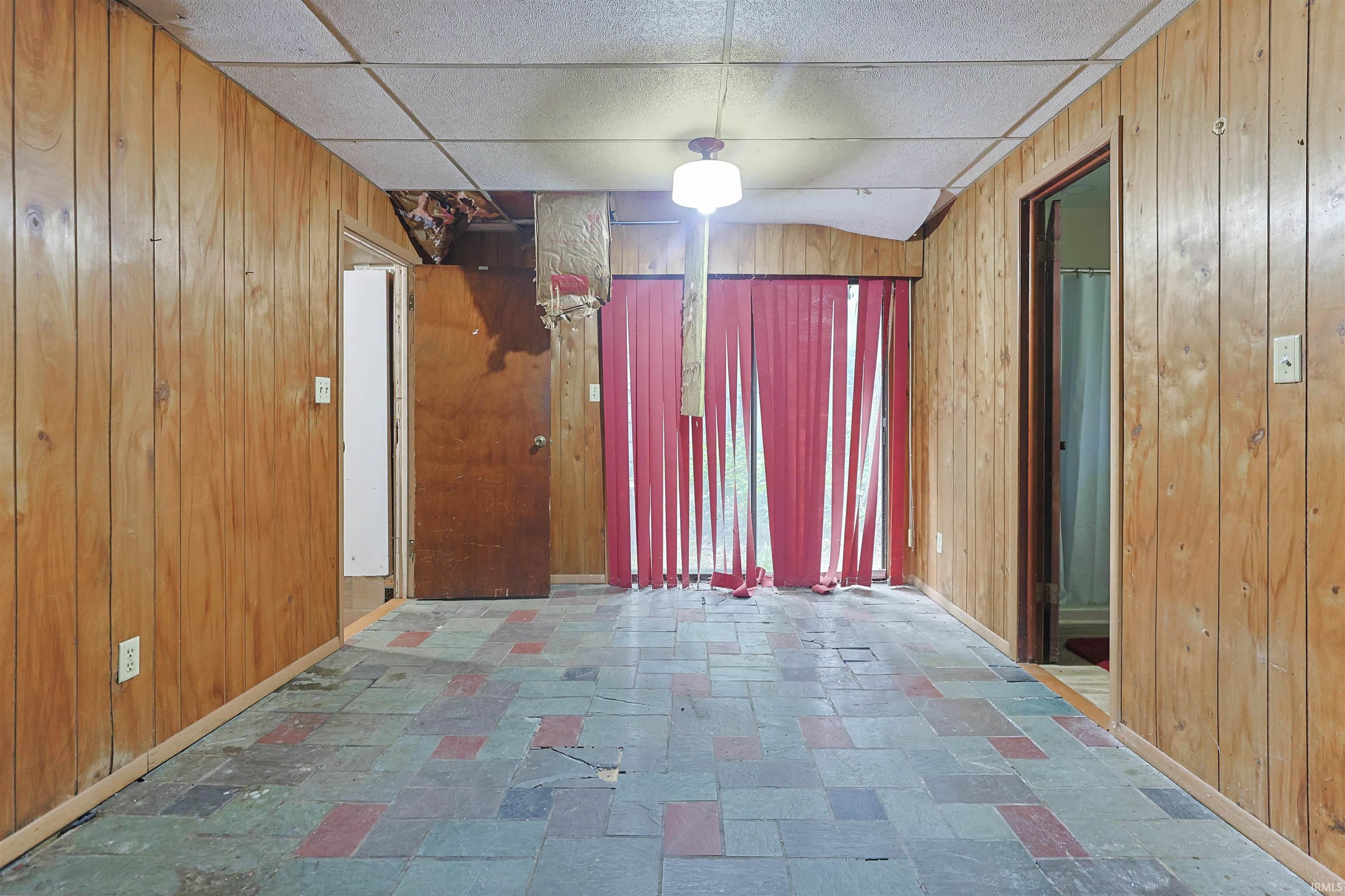 516 E Dragoon Trail Mishawaka IN 46544