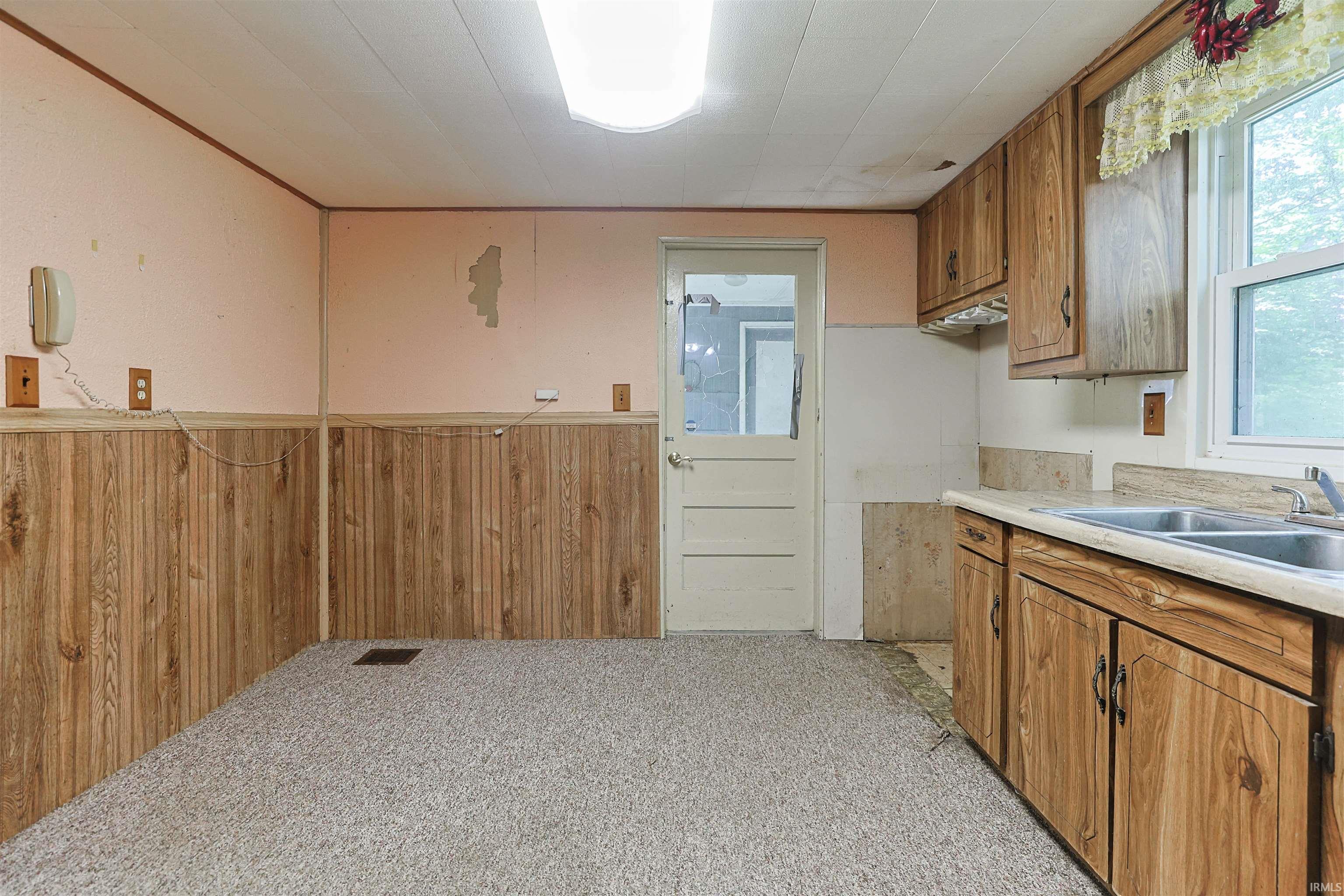 516 E Dragoon Trail Mishawaka IN 46544