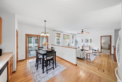 3933 Whitfield Chase Fort Wayne IN 46815