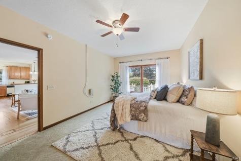 3933 Whitfield Chase Fort Wayne IN 46815