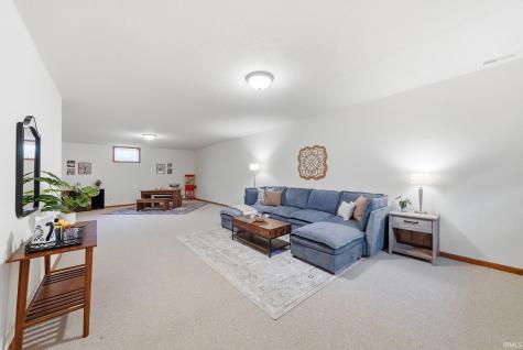 3933 Whitfield Chase Fort Wayne IN 46815