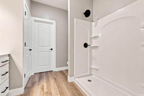 2710 N B Street Elwood IN 46036