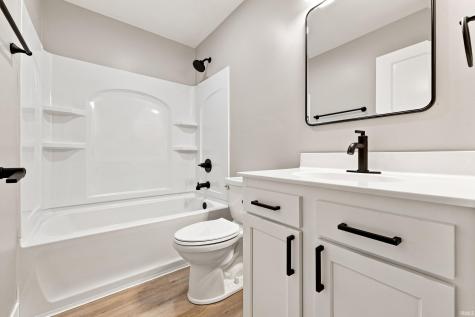 2710 N B Street Elwood IN 46036