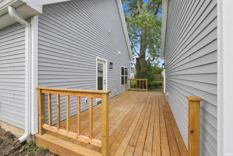 2710 N B Street Elwood IN 46036