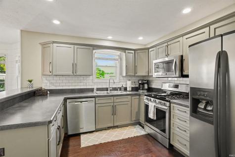 53373 Victor Drive Granger IN 46530