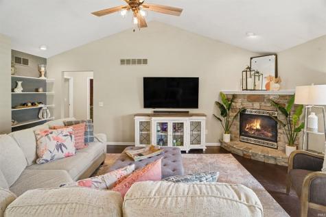 53373 Victor Drive Granger IN 46530