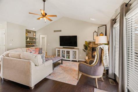 53373 Victor Drive Granger IN 46530