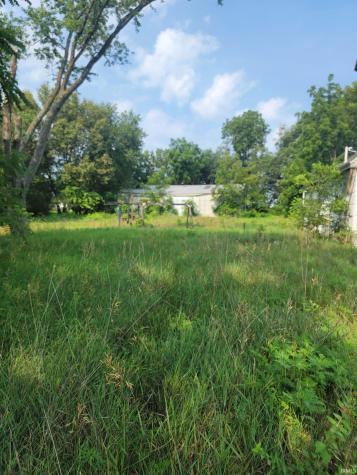 6871 S 1100 W Francesville IN 47946