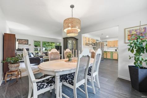 6216 W Hills Road Fort Wayne IN 46804