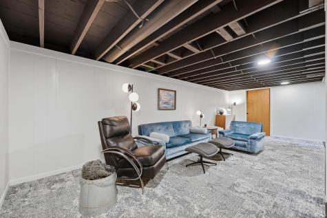 6216 W Hills Road Fort Wayne IN 46804