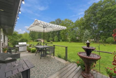 6216 W Hills Road Fort Wayne IN 46804