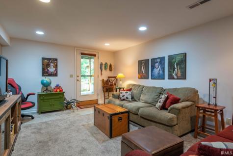 2419 S Cottonwood Circle Bloomington IN 47401
