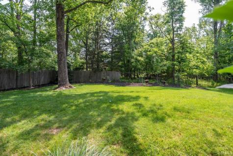 2419 S Cottonwood Circle Bloomington IN 47401