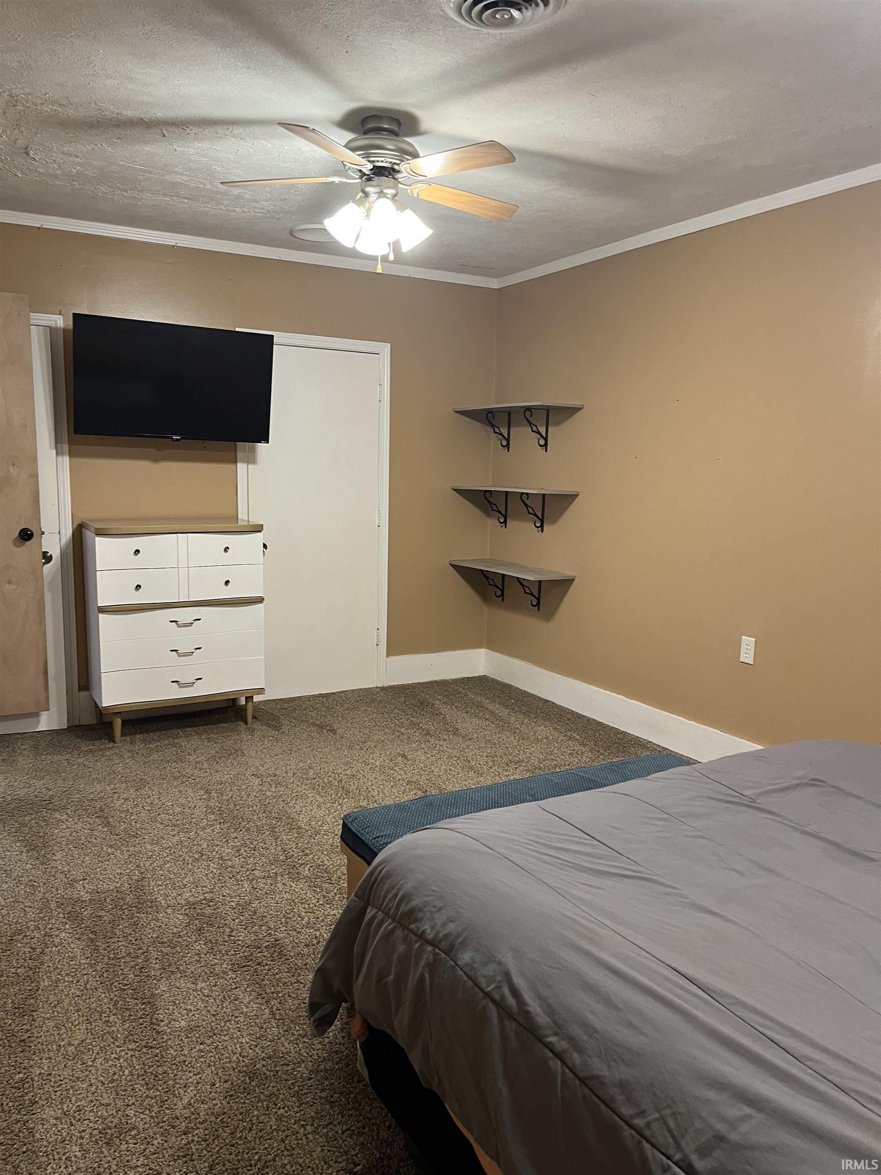 1823 Sharon Street Warsaw IN 46580