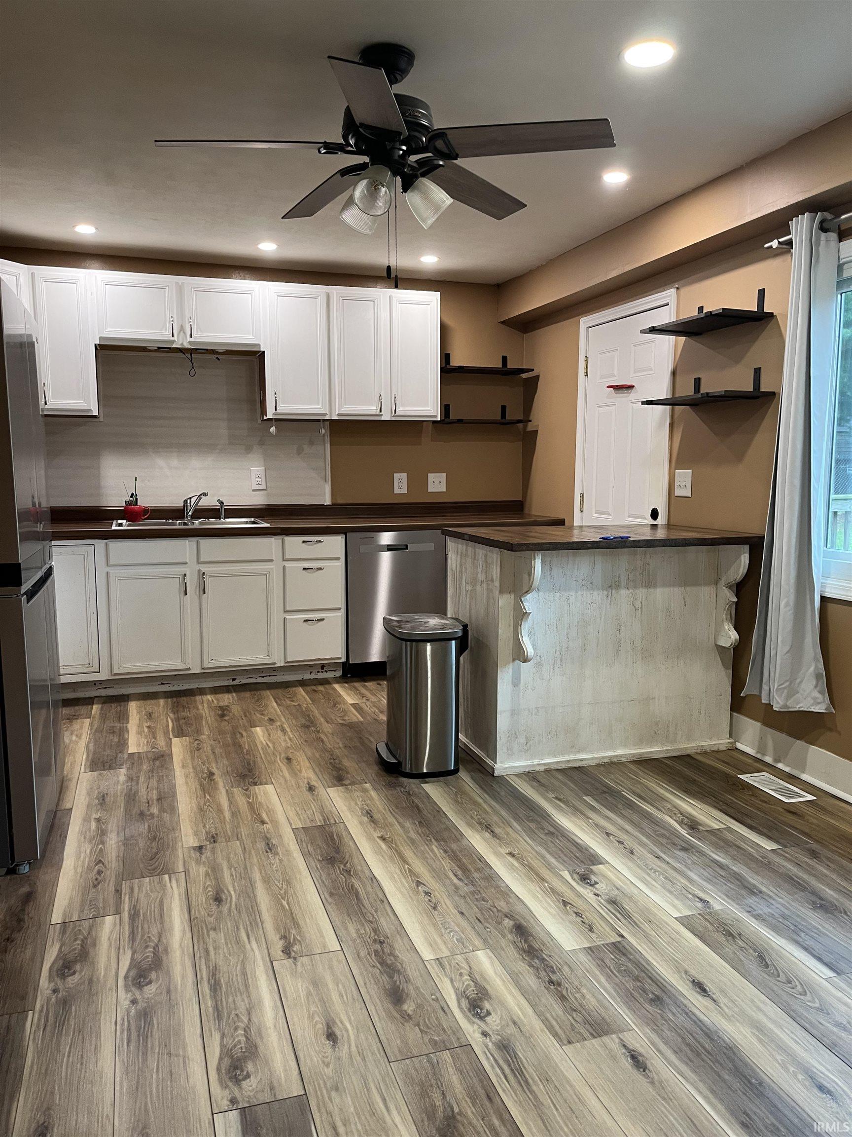 1823 Sharon Street Warsaw IN 46580
