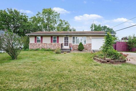 817 Fieldhouse Avenue Elkhart IN 46517