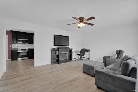 10438 S Eastgate Drive Mount Vernon IN 47620