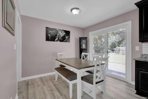10438 S Eastgate Drive Mount Vernon IN 47620