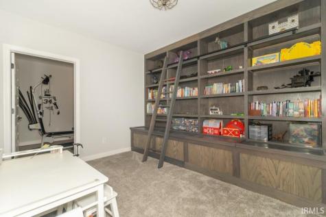6375 S State Road 103 Straughn IN 47387