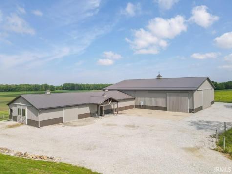 6375 S State Road 103 Straughn IN 47387