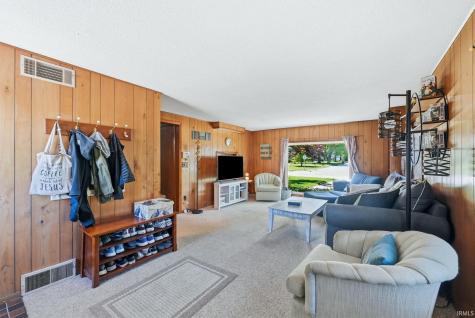 2603 Merivale Street Fort Wayne IN 46805