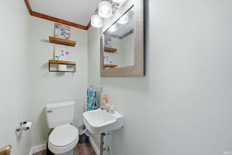 2603 Merivale Street Fort Wayne IN 46805