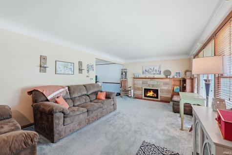 2603 Merivale Street Fort Wayne IN 46805