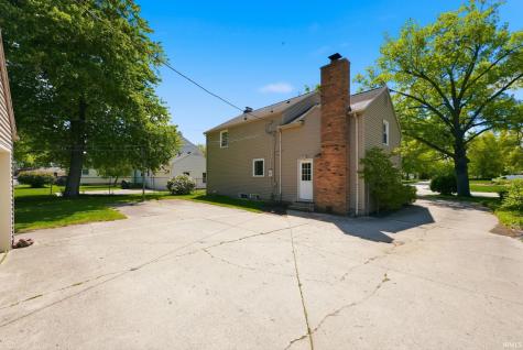 2603 Merivale Street Fort Wayne IN 46805