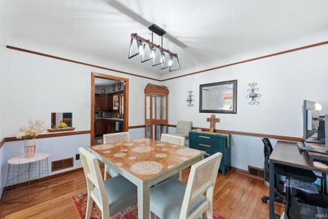 2603 Merivale Street Fort Wayne IN 46805