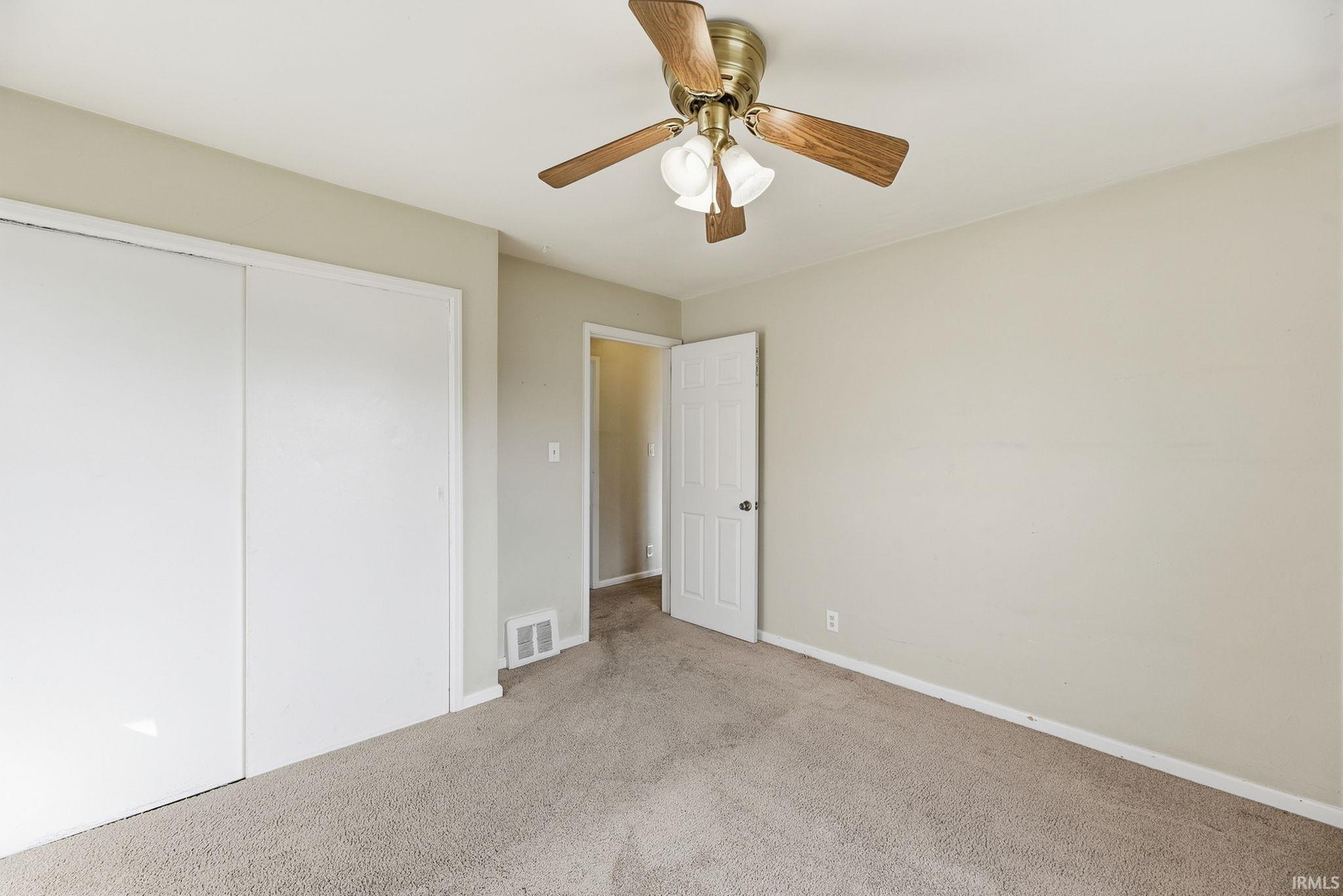 809 Garden Lane South Bend IN 46619