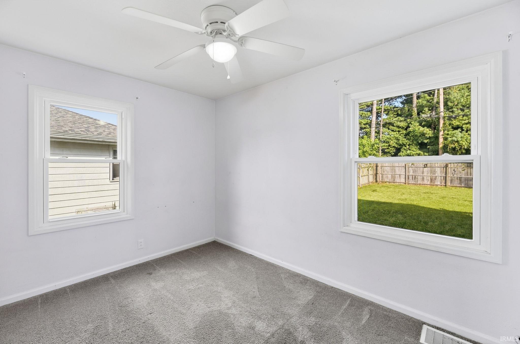 809 Garden Lane South Bend IN 46619