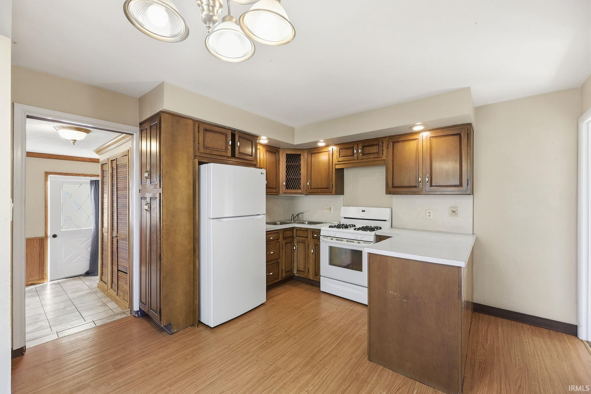 809 Garden Lane South Bend IN 46619