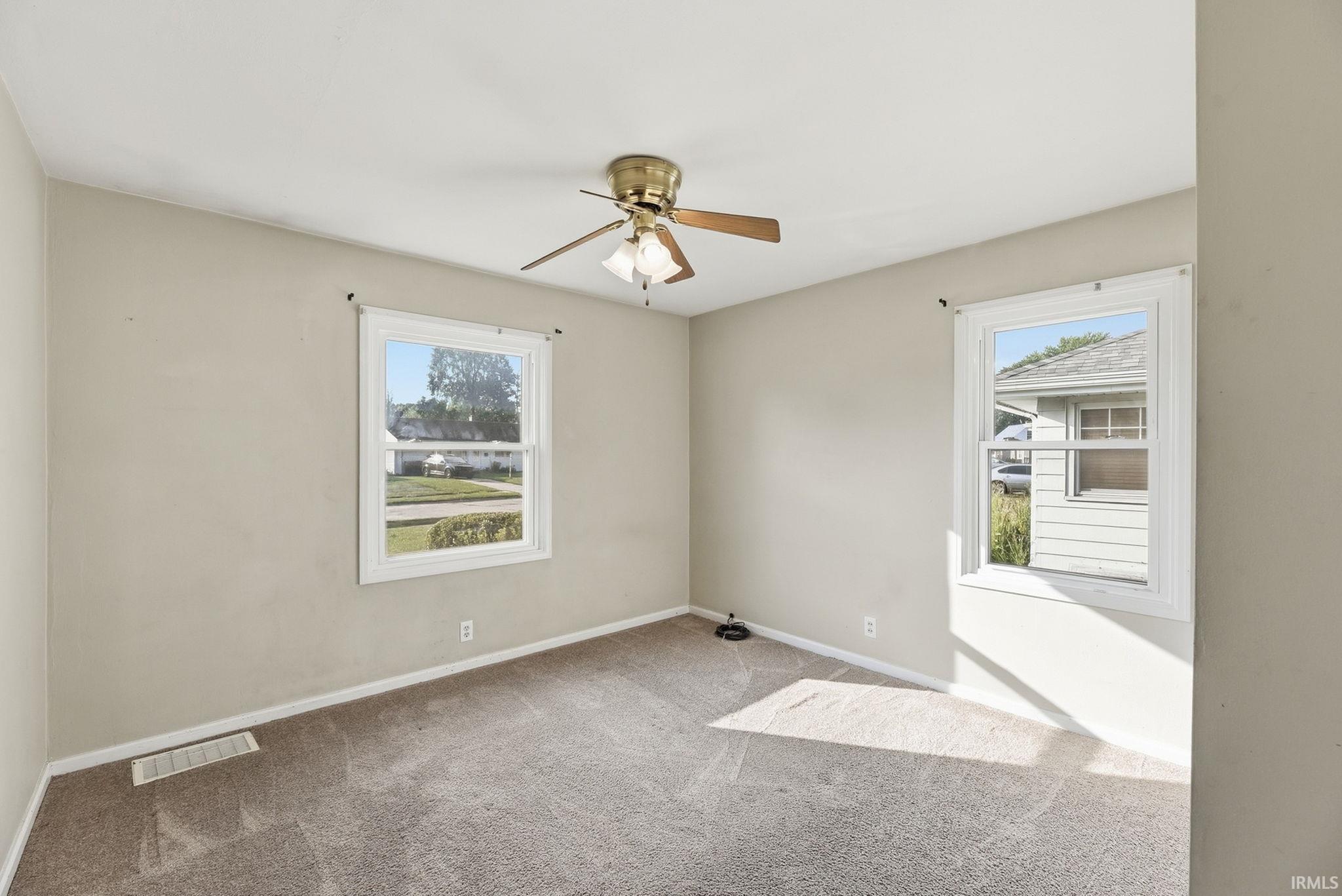 809 Garden Lane South Bend IN 46619