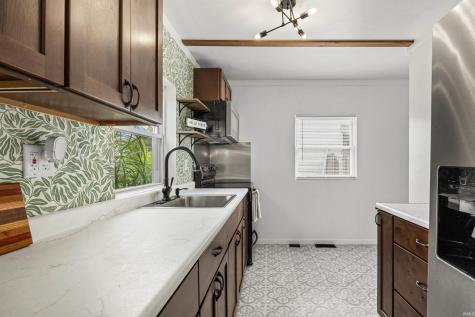 1811 Underwood Street Lafayette IN 47904