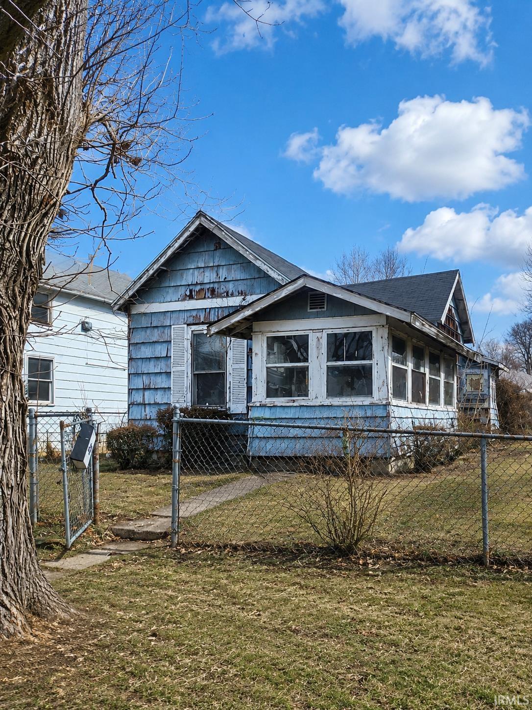 2405 S Boots Street Marion IN 46953