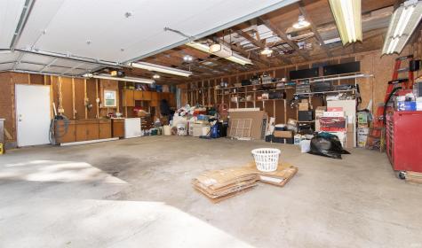 1420 W Lincolnway Ligonier IN 46767