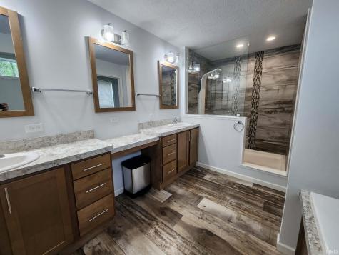 379 N Mulberry Street Petersburg IN 47567