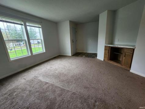 379 N Mulberry Street Petersburg IN 47567