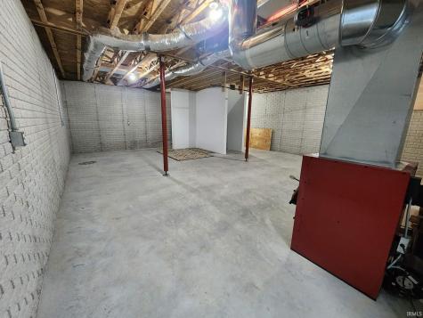 379 N Mulberry Street Petersburg IN 47567