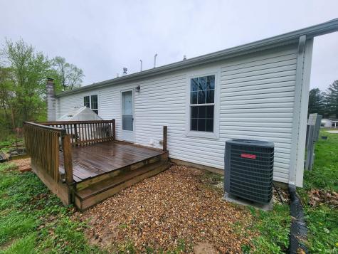 379 N Mulberry Street Petersburg IN 47567