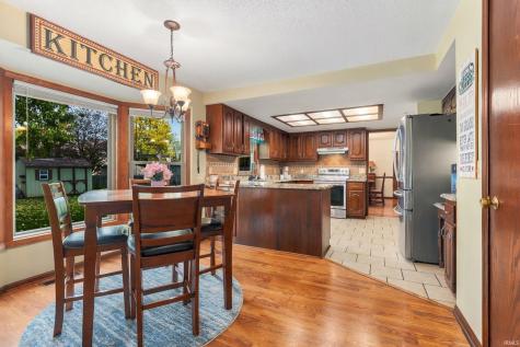 4616 Live Oak Boulevard Fort Wayne IN 46804