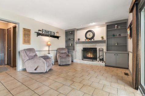 4616 Live Oak Boulevard Fort Wayne IN 46804