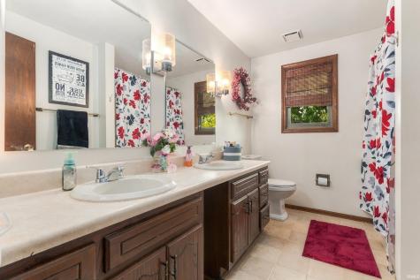 4616 Live Oak Boulevard Fort Wayne IN 46804