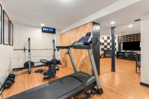 4616 Live Oak Boulevard Fort Wayne IN 46804