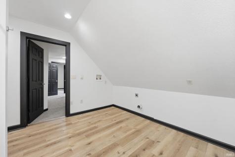313 Greenwood Avenue Fort Wayne IN 46808