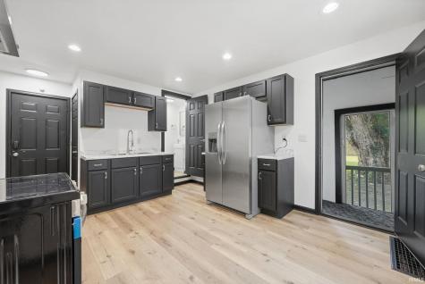 313 Greenwood Avenue Fort Wayne IN 46808